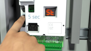 3D Animation Industrial Engineering - High-speed door controller is programmed